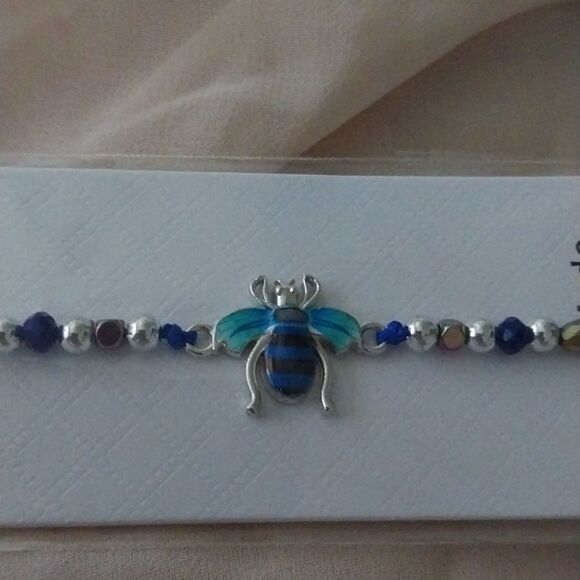 Handmade bee bracelets - Picture 6 of 11